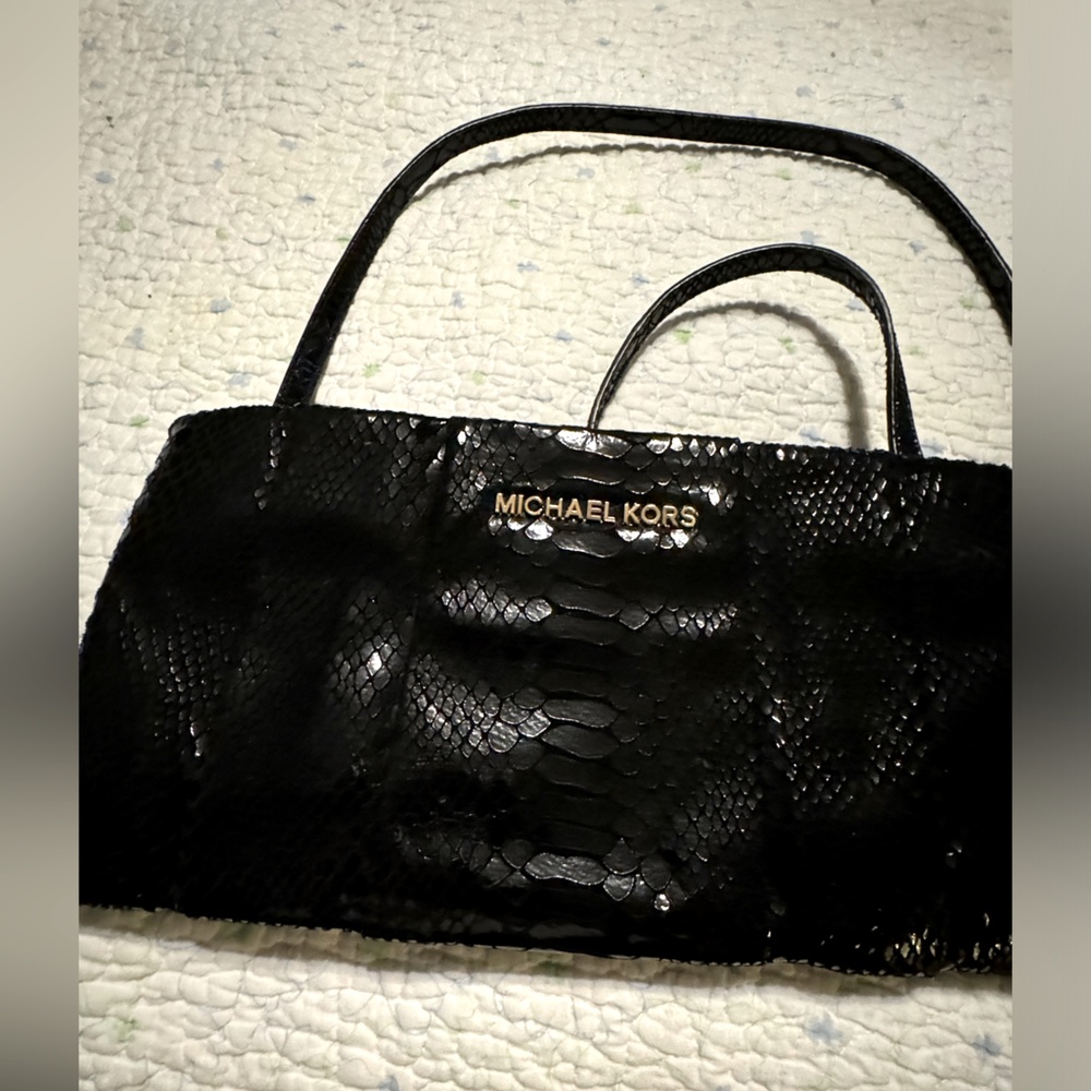 Michael Kors clutch black crocodile with detachable strap